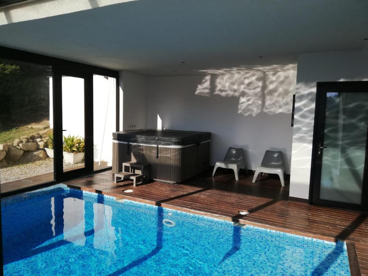 Casa Ceca De La Playa Y Barcelona, Con Piscina Climatizada Y Jacuzzi Villa Vallromanes Exteriör bild